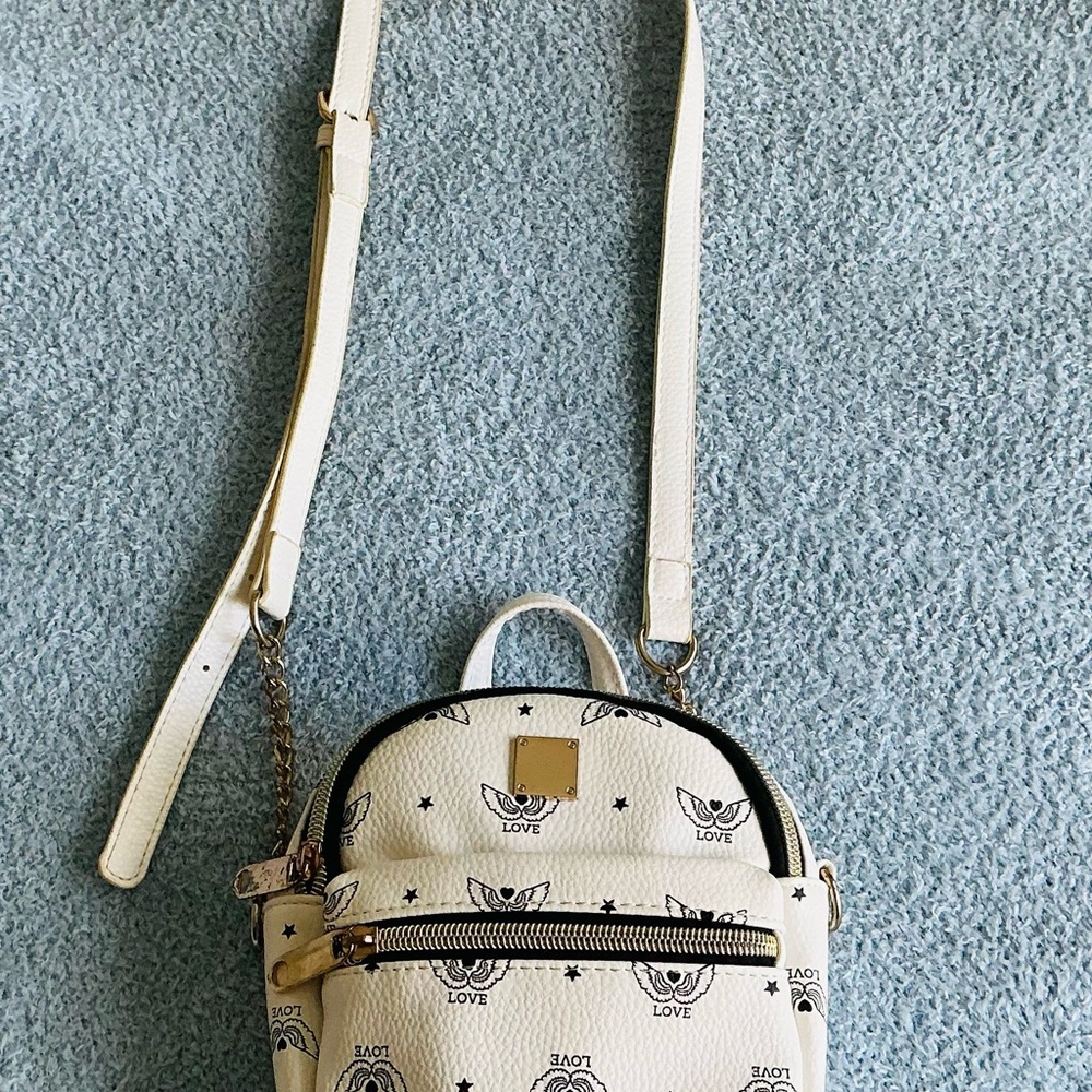 Elegant White Patterned Women's Backpack